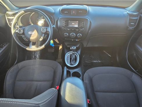 Used 2016 Kia Soul Base w/ Convenience Package image 25