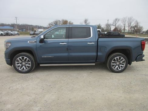 New 2026 GMC Sierra 1500 Denali image 10