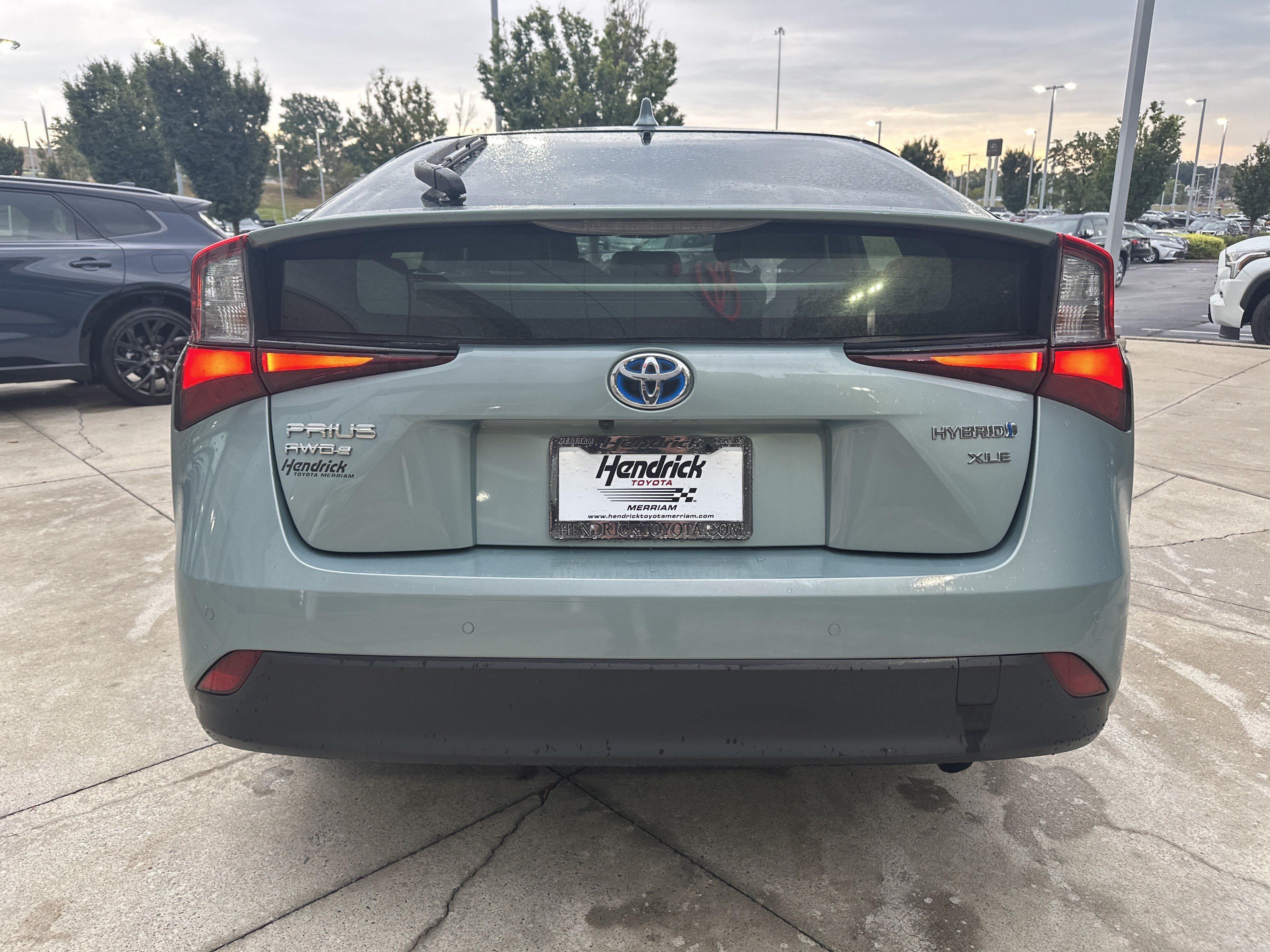 Used 2022 Toyota Prius XLE w/ Advanced Technology Package AWD/4WD image 7