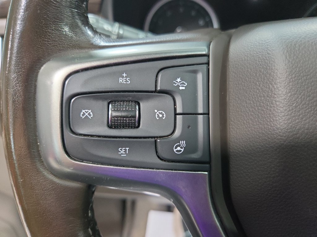 Used 2021 Chevrolet Suburban Z71 w/ Z71 Off-Road Package AWD/4WD image 40