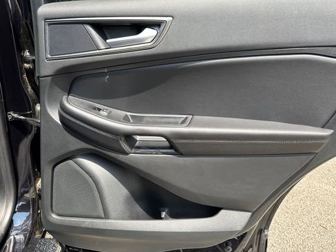 New 2024 Ford Edge SE AWD/4WD image 15