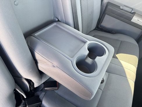 Used 2014 Ford F250 XLT w/ Snow Plow Prep Package image 33