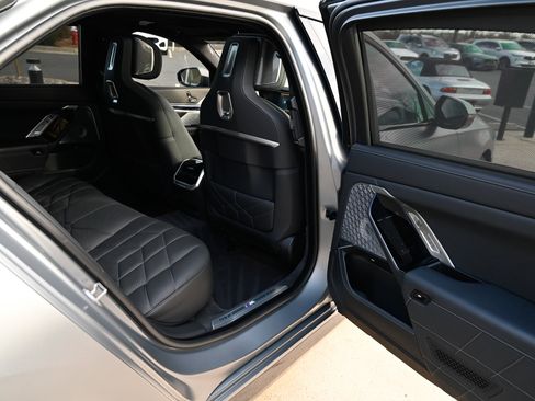 Used 2023 BMW 760i xDrive 760i xDrive image 52