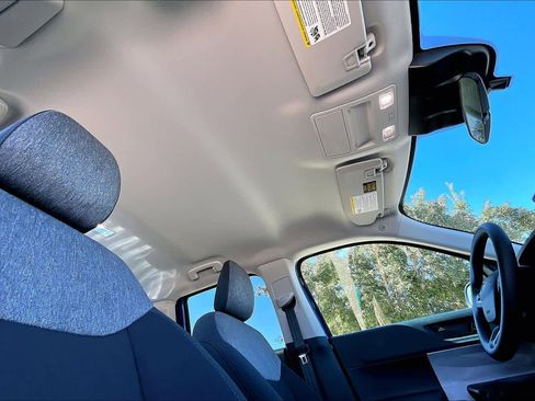 Certified 2025 Ford Maverick XLT image 14