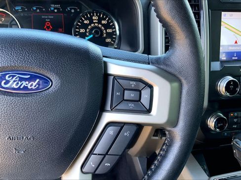 Used 2020 Ford F150 Lariat w/ Equipment Group 502A Luxury AWD/4WD image 23