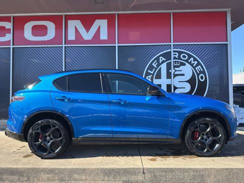 New 2026 Alfa Romeo Stelvio Sprint AWD/4WD image 2