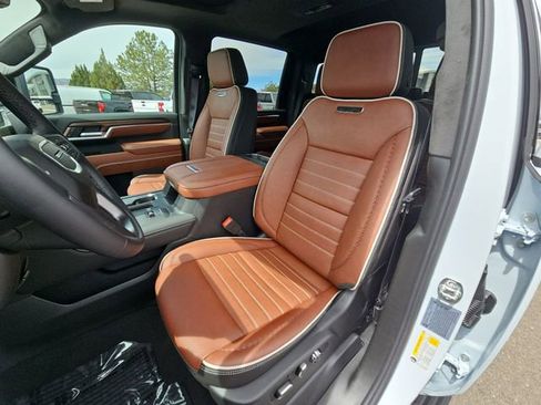 New 2026 GMC Sierra 2500 Denali Ultimate AWD/4WD image 16