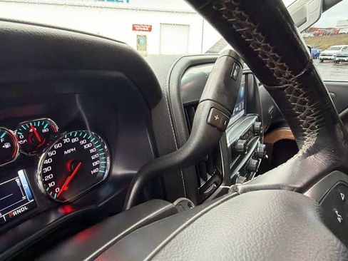 Used 2018 Chevrolet Silverado 1500 LTZ image 13