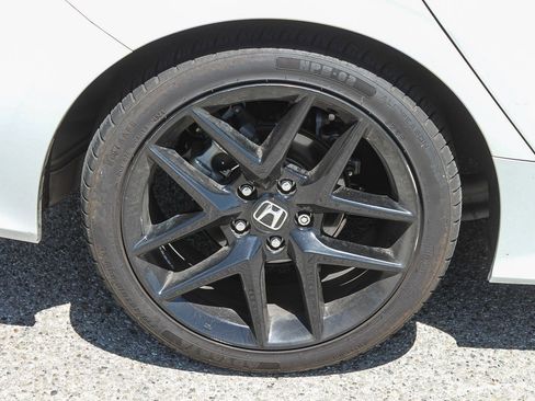 Used 2025 Honda Civic Sport image 12