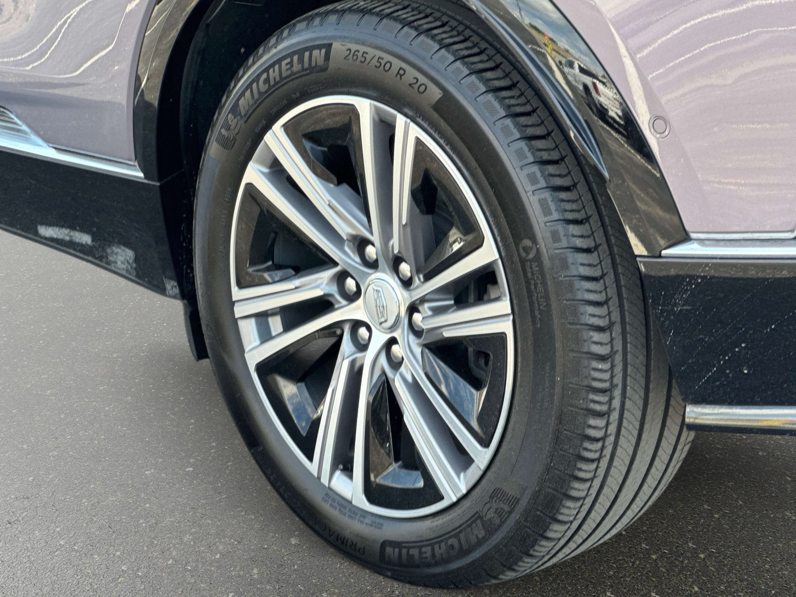 Used 2024 Cadillac Lyriq Luxury AWD/4WD image 29