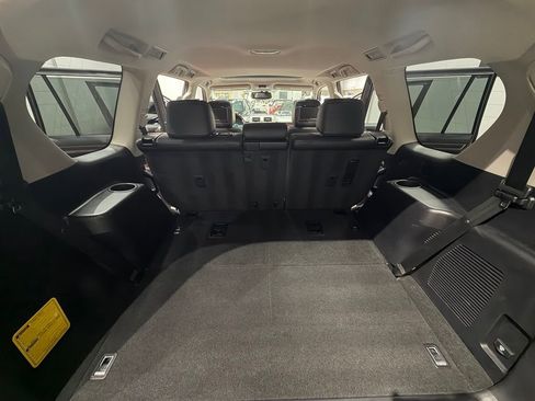 Used 2014 Lexus GX 460 w/ Premium Package AWD/4WD image 59