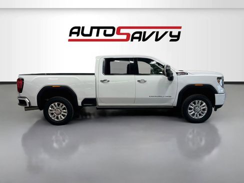 Used 2023 GMC Sierra 2500 Denali AWD/4WD image 8