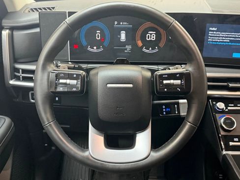 Used 2025 Hyundai Santa Fe SEL image 15