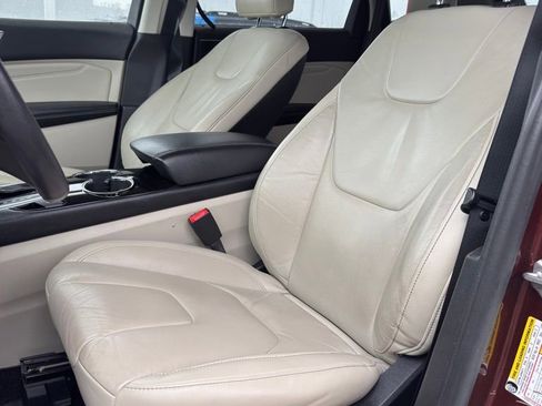 Used 2016 Ford Edge Titanium w/ Technology Package image 17