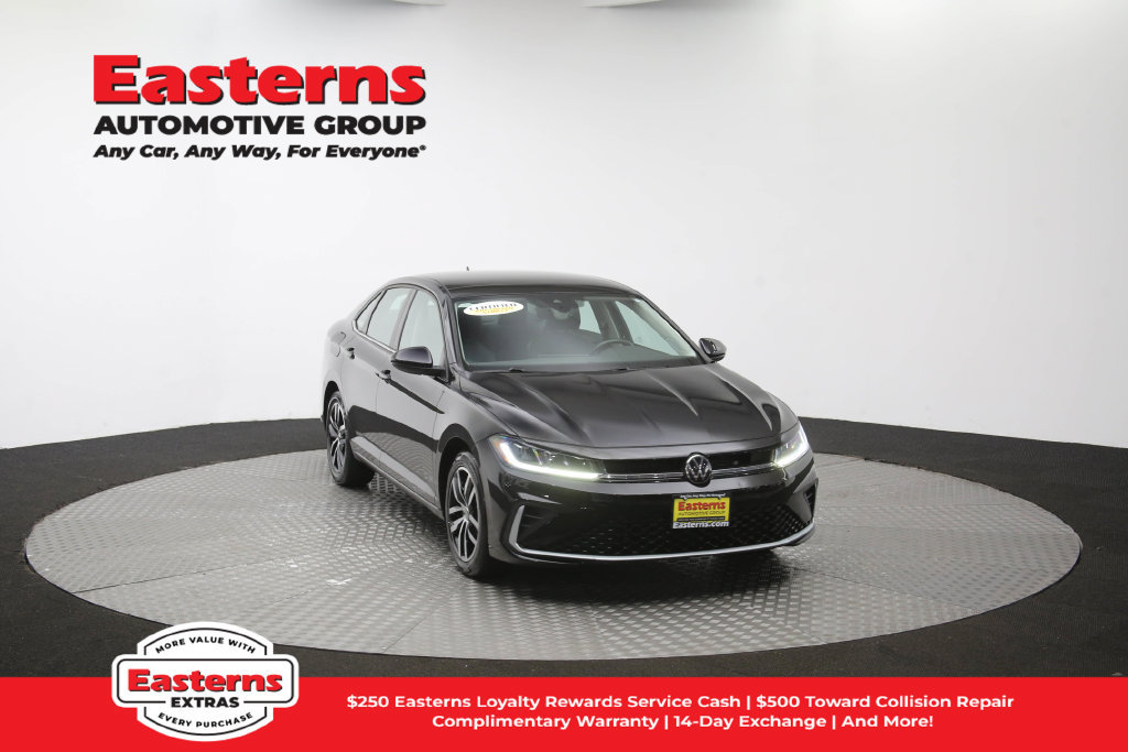 Used 2025 Volkswagen Jetta SE FWD image 51
