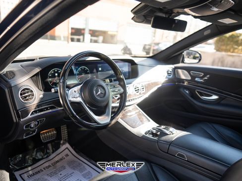 Used 2018 Mercedes-Benz S 560 Sedan w/ AMG Line Exterior image 13