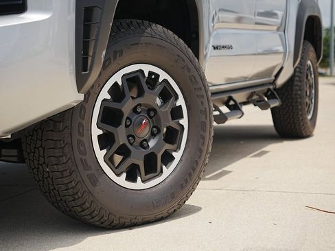 New 2026 Toyota Tacoma TRD Off-Road AWD/4WD image 2
