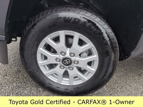 Used 2025 Toyota Tacoma SR5 image 27