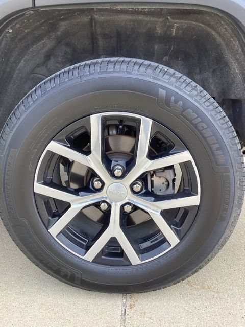 Used 2024 Jeep Grand Cherokee Limited AWD/4WD image 6