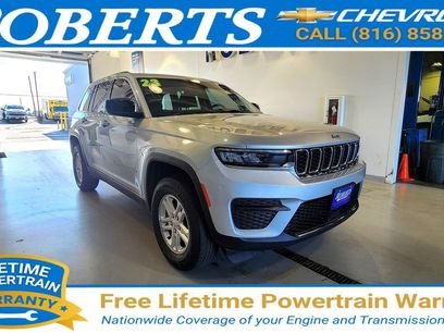 Used 2023 Jeep Grand Cherokee Laredo