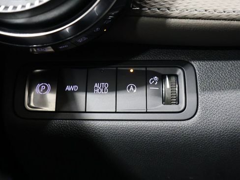 Used 2026 Chevrolet Equinox LT w/ Convenience Package II image 32