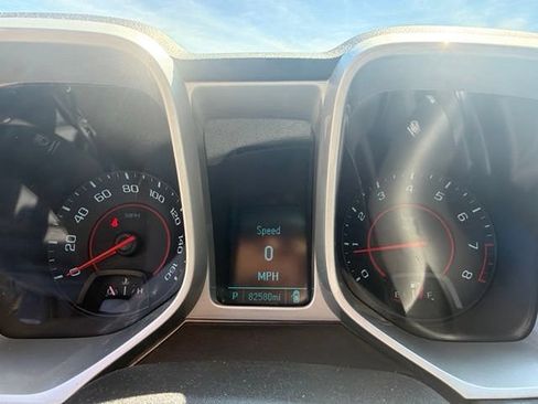 Used 2014 Chevrolet Camaro LT RWD image 8
