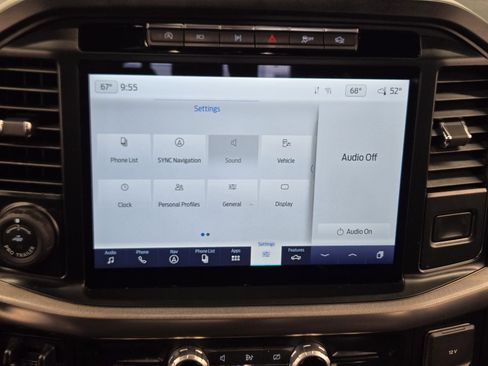 Certified 2023 Ford F150 Raptor w/ Raptor Carbon Fiber Package image 17