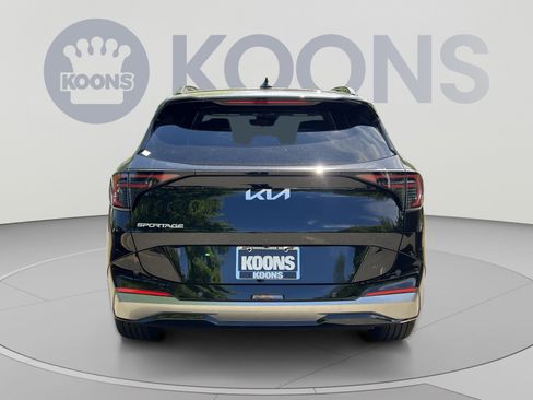 New 2026 Kia Sportage SX FWD image 5