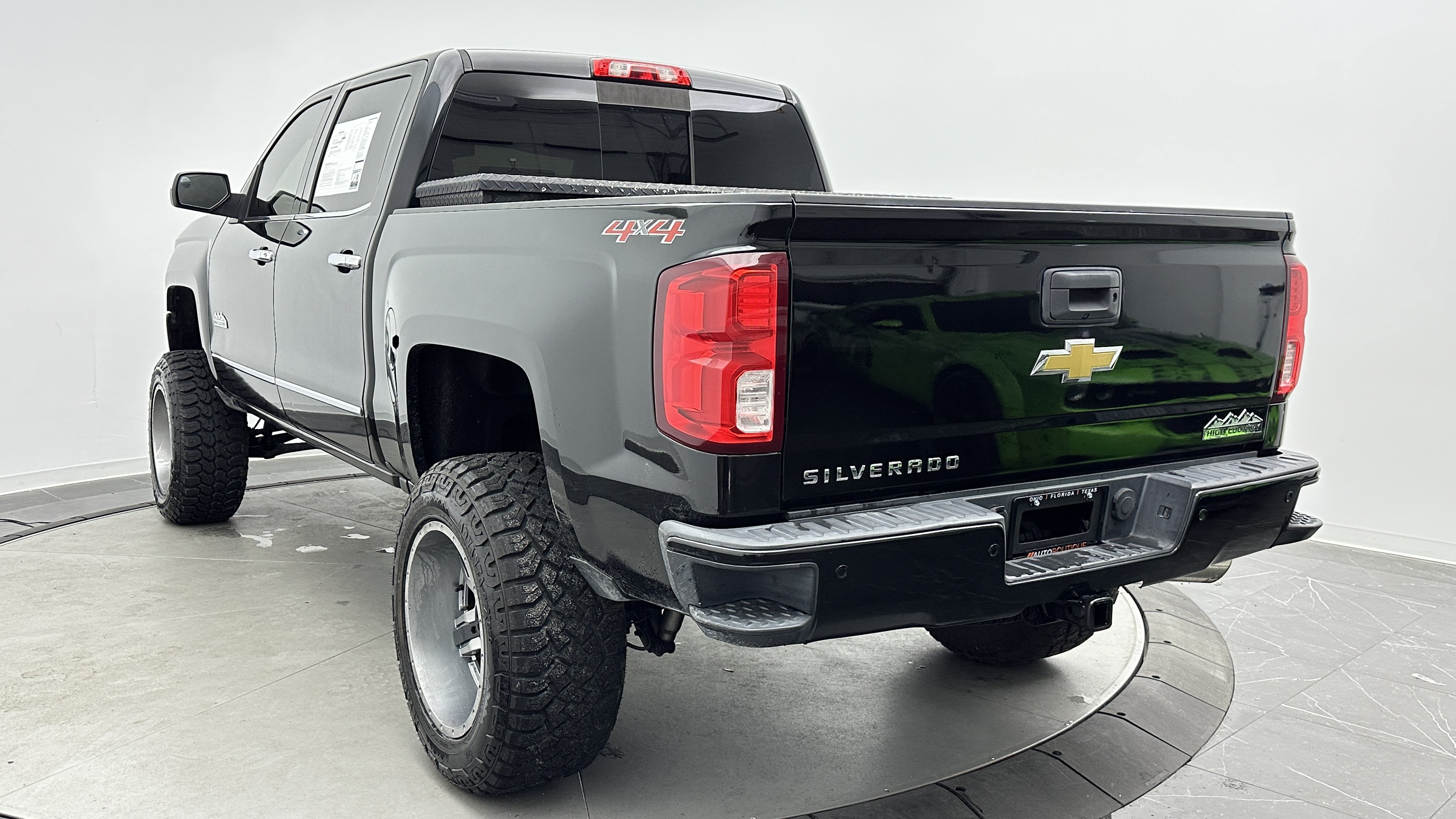 Used 2017 Chevrolet Silverado 1500 High Country AWD/4WD image 5