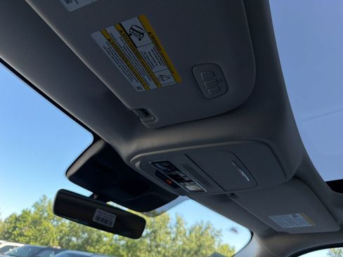 New 2026 Lincoln Navigator Reserve AWD/4WD image 35