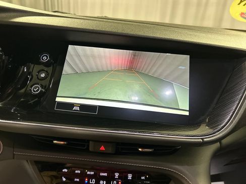 Used 2022 Buick Envision Preferred FWD image 18
