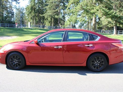 Used 2013 Nissan Altima 2.5 S image 12