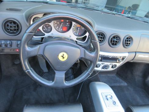 Used 2004 Ferrari 360 Spider RWD image 44