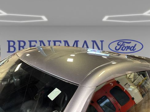 Used 2020 Nissan 370Z Coupe RWD image 12