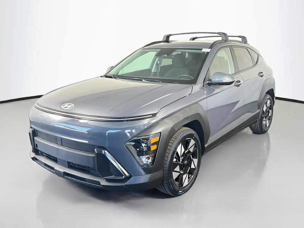 Used 2024 Hyundai Kona SEL w/ Convenience Package FWD image 4