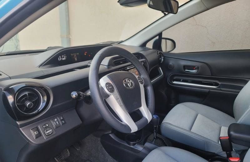 Used 2018 Nissan Versa SV w/ SV Special Edition Package FWD image 18