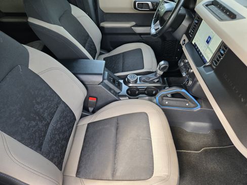 Used 2022 Ford Bronco Wildtrak AWD/4WD image 10