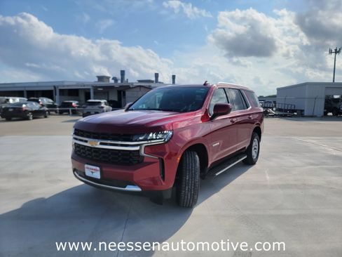 Used 2021 Chevrolet Tahoe LS image 3