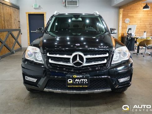 Used 2010 Mercedes-Benz GLK 350 4MATIC image 2