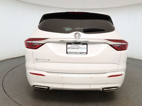Used 2021 Buick Enclave Avenir image 5
