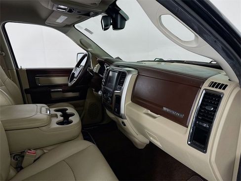 Used 2016 RAM 1500 Laramie w/ Convenience Group image 25