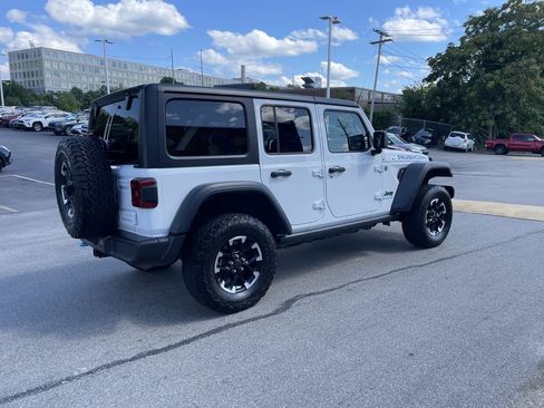 Certified 2024 Jeep Wrangler Unlimited Rubicon 4xe AWD/4WD image 8