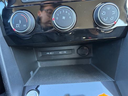 Used 2023 Volkswagen Taos S image 23