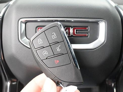 New 2026 GMC Terrain AT4 w/ Technology Package II image 34