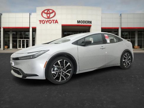 New 2026 Toyota Prius Plug-In Hybrid image 6