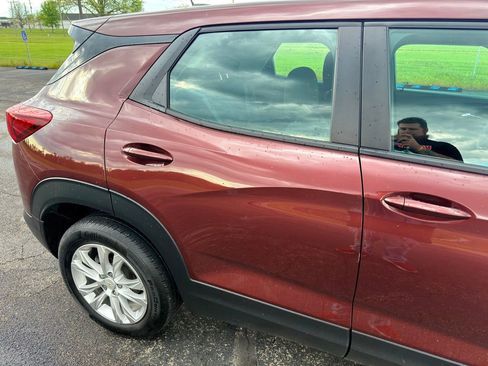 Used 2023 Chevrolet TrailBlazer LS FWD image 5