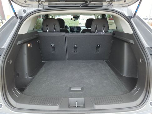 Certified 2024 Chevrolet Trax LS image 24