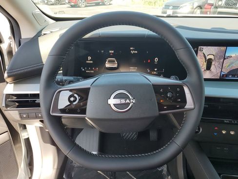 New 2025 Nissan Murano SL image 18