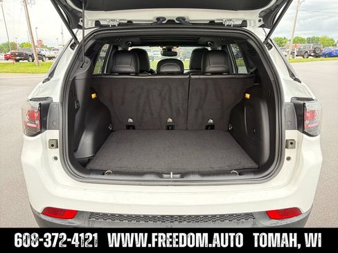 Used 2023 Jeep Compass Trailhawk w/ Trailhawk Elite Group AWD/4WD image 23