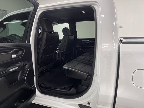 Used 2024 RAM 1500 Laramie AWD/4WD image 10